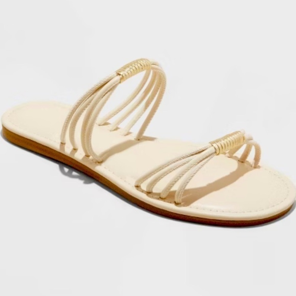 Universal Threads Women's Aura Two Band Slide
Sandals Cream Shoe New size 9.5